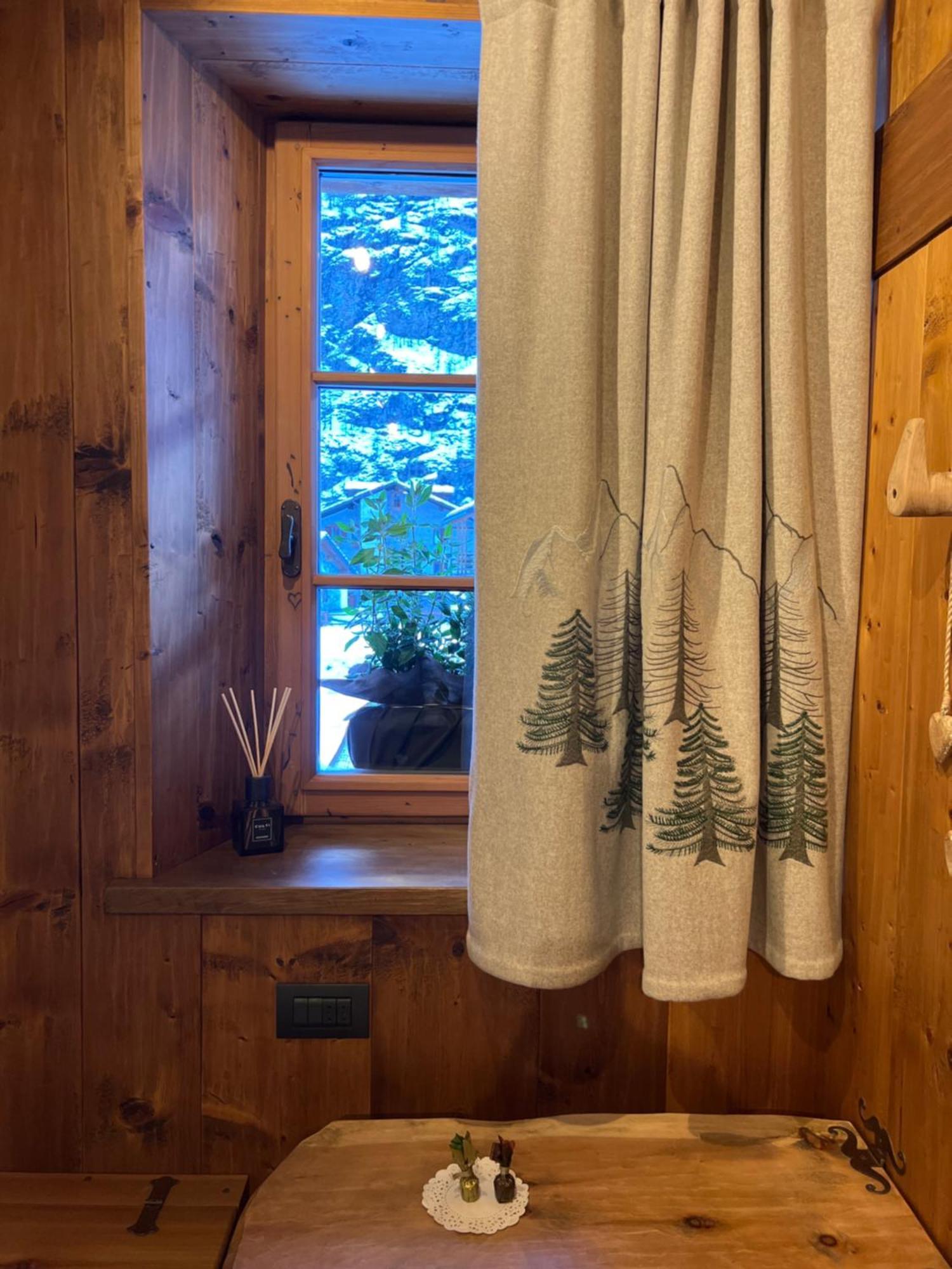 Hotel Wongade Gressoney-la-Trinité Esterno foto
